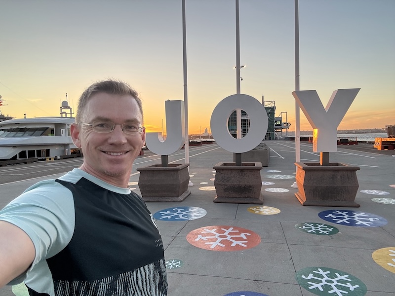 Jogging in San-Diego, Dec 2025